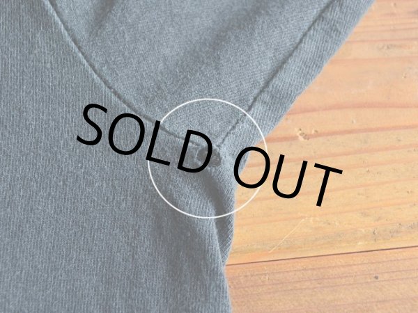 左脇下に少々ダメージ。