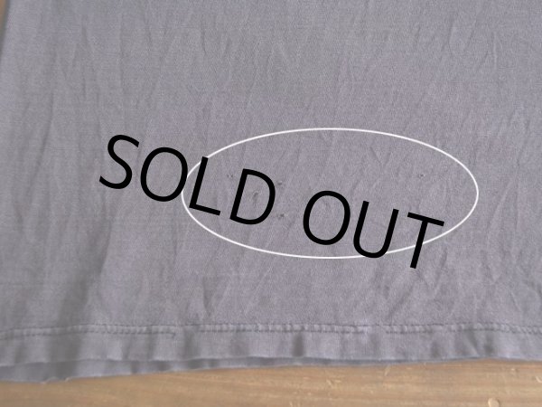 バック裾に小さなダメージ。