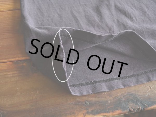 裾に少々スレダメージ。