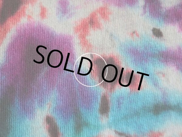 背中に小さなダメージ。