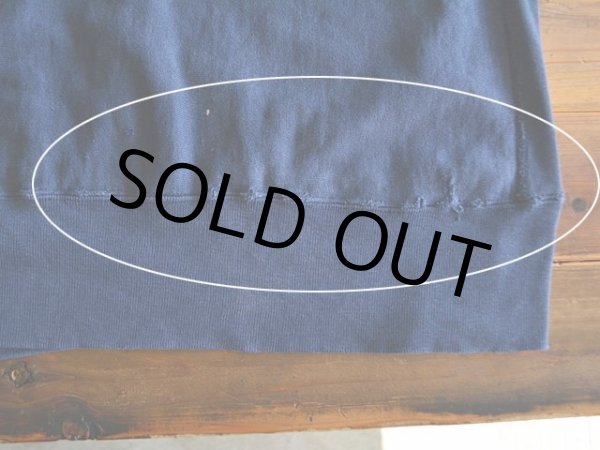 裾付近・裾リブ付け根に少々スレダメージ。