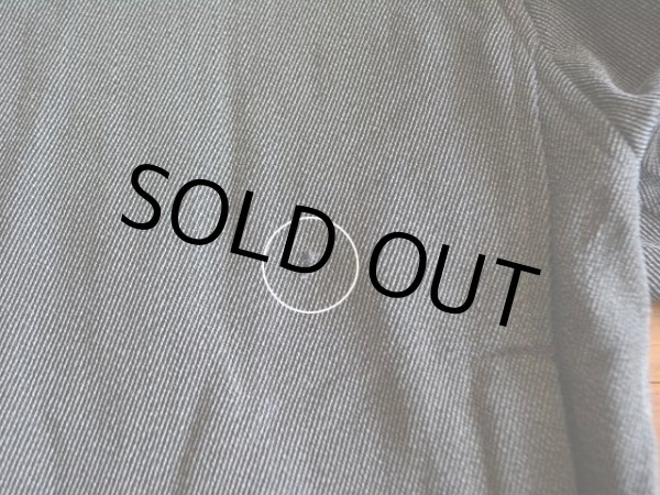 背中に僅かなダメージ。