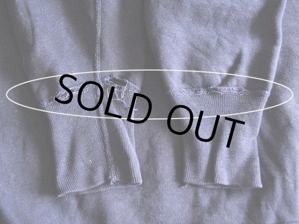 袖リブ付け根に少々ダメージ。