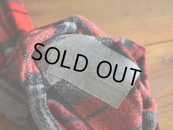 補修テープリペア裏面画像。