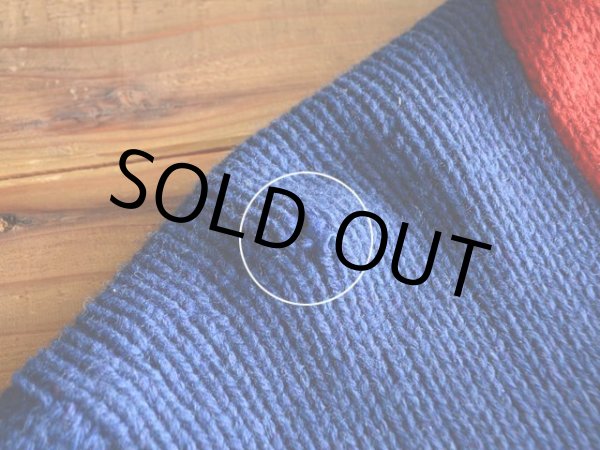 右肩付近に少々ダメージ。