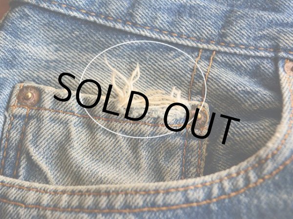 コインポケットに少々ダメージ。