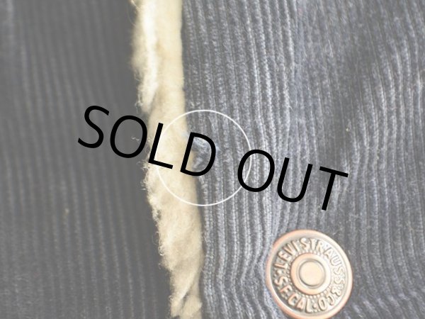 フロントに僅かな傷。