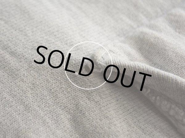 ポケット付け根に少々ダメージ。