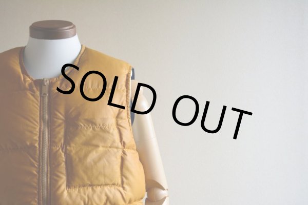 画像12: 1970s〜 EddieBauer リバーシブルダウンベスト  表記L  (12)