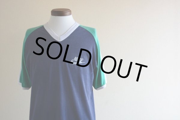 画像6: 1970s NIKE VネックTシャツ  表記L  (6)