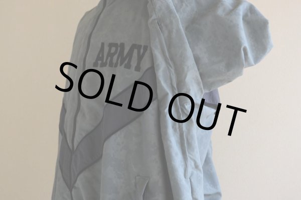 画像13: 2010s US.ARMY PFU ナイロントレーニングジャケット  全面ACU迷彩リフレクト  表記LARGE-REGULAR  (13)