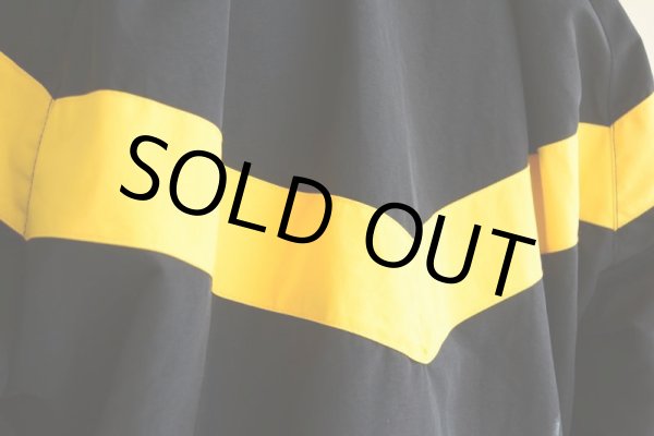 画像13: 2010s US.ARMY APFU ナイロントレーニングジャケット　 表記MEDIUM-REGULAR  (13)