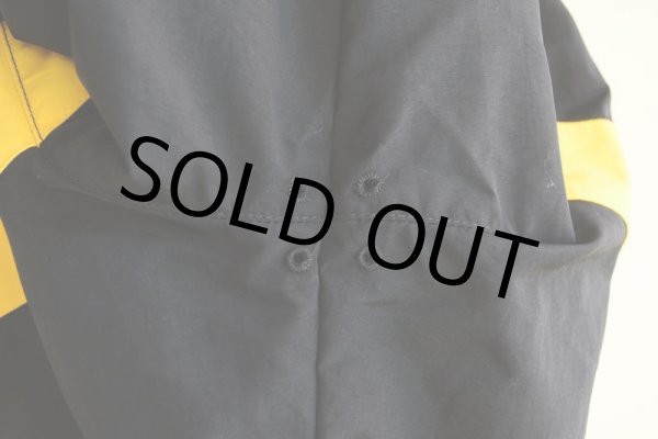 画像14: 2010s US.ARMY APFU ナイロントレーニングジャケット　 表記MEDIUM-REGULAR  (14)