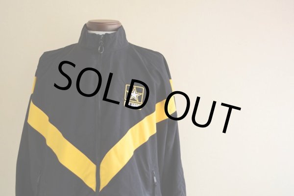 画像5: 2010s US.ARMY APFU ナイロントレーニングジャケット　 表記MEDIUM-REGULAR  (5)