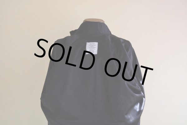 画像15: 2010s US.ARMY APFU ナイロントレーニングジャケット　 表記MEDIUM-REGULAR  (15)