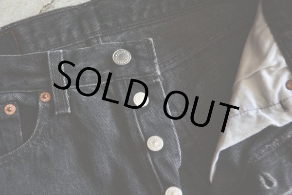 画像10: 1990s Levi's 501　 ブラックデニム　 表記W28 L32  (10)