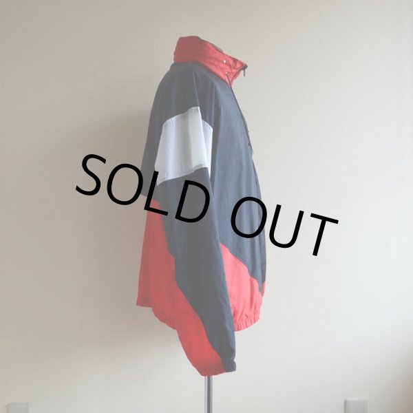 画像2: 1990s NIKE ナイロンジャケット  表記L  (2)