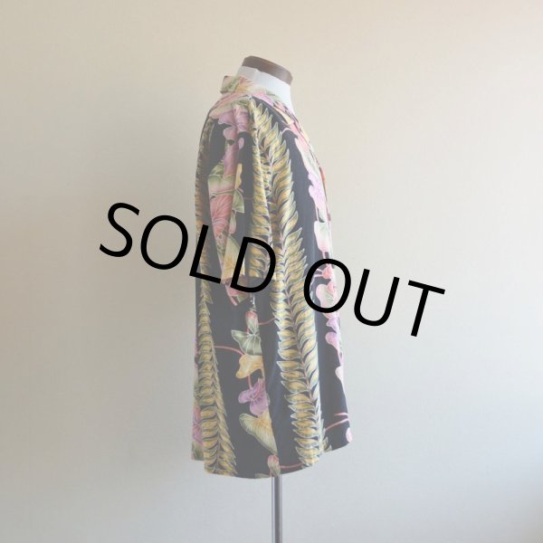 画像2: HILO HATTIE ボーダーパターンアロハシャツ  COTTON×RAYON  実寸L-XL  (2)