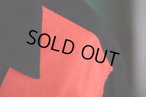 画像5: STRANGELY NORMAL レーヨンロカビリーシャツ　 赤黒ツートン　 表記M  (5)