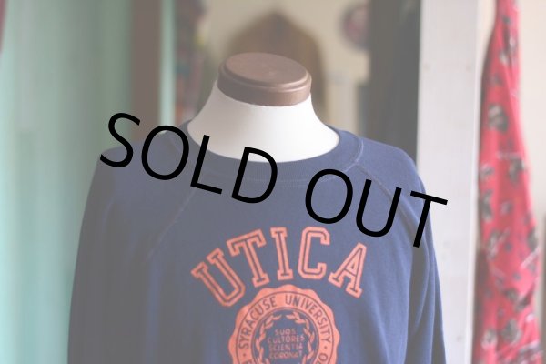 画像4: 1980s UTICA COLLEGE カレッジスウェット  フロッキープリント  実寸L  (4)