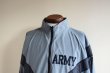 画像5: 1990s US.ARMY IPFU ナイロントレーニングジャケット　 表記MEDIUM-SHORT  (5)