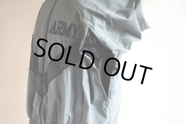 画像13: 1990s US.ARMY IPFU ナイロントレーニングジャケット　 表記MEDIUM-SHORT  (13)