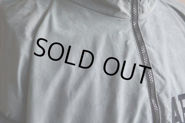 画像8: 2000s US.ARMY IPFU ナイロントレーニングジャケット　 全面ACU迷彩リフレクト　 表記MEDIUM-REGULAR  (8)