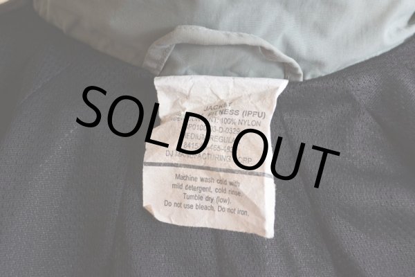 画像16: 2000s US.ARMY IPFU ナイロントレーニングジャケット　 表記MEDIUM-REGULAR  (16)