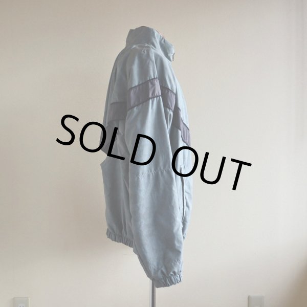 画像2: 2000s US.ARMY IPFU ナイロントレーニングジャケット　 全面ACU迷彩リフレクト　 表記MEDIUM-REGULAR  (2)