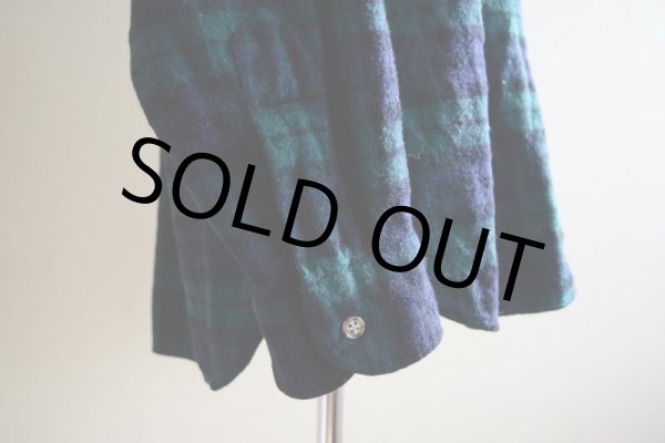 画像9: 1970s PENDLETON ウールシャツ  エルボーパッチ付き  表記L  (9)