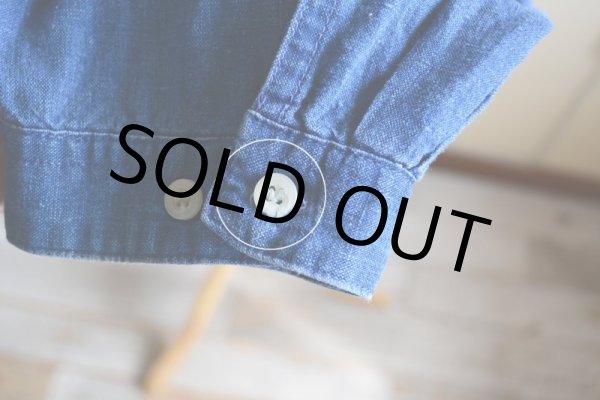 画像13: 1990s GAP インディゴバンドカラーシャツ　 表記L  (13)