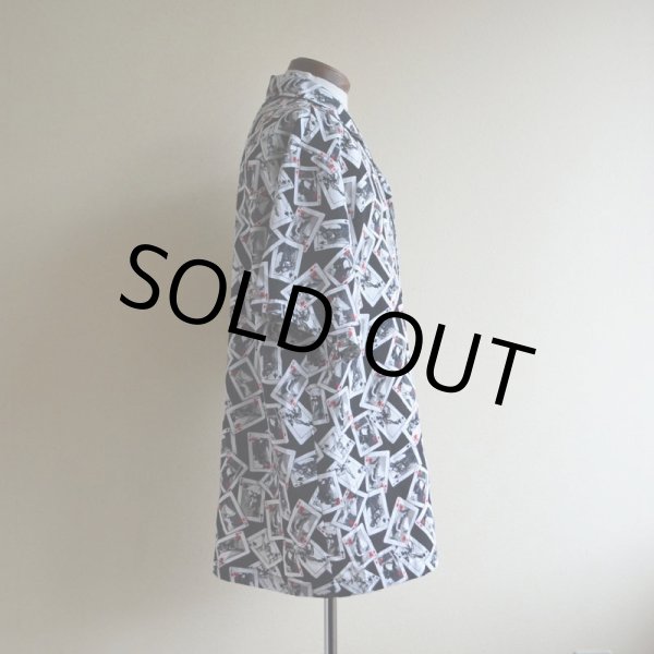 画像2: C-TWO セクシートランプ柄 ポリエステルシャツ  表記L  (2)