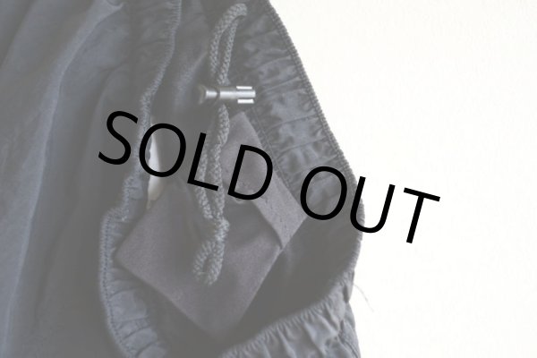 画像8: 1990s US.ARMY PFUナイロントレーニングショーツ　 表記LARGE  (8)