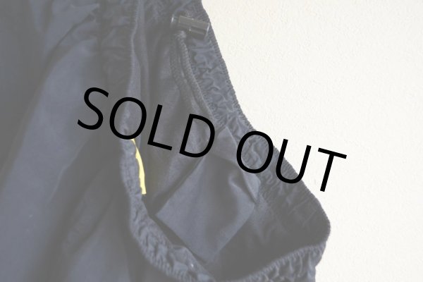 画像8: 2010s US.ARMY PFUナイロントレーニングショーツ　 表記LARGE  (8)