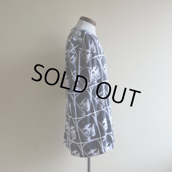 画像2: 1990s ELVIS PRESLEY 総柄プリントTシャツ　 実寸L  (2)