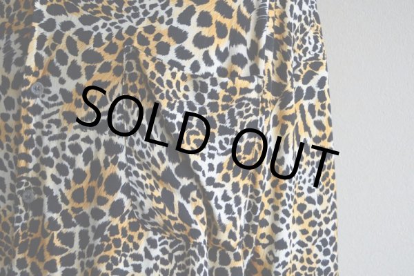 画像9: 1990s ヒョウ柄 レーヨンシャツ　 表記XL  (9)