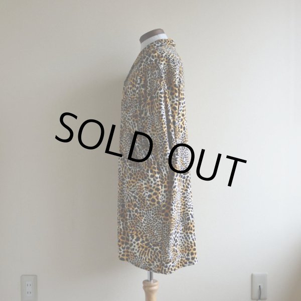 画像4: 1990s ヒョウ柄 レーヨンシャツ　 表記XL  (4)
