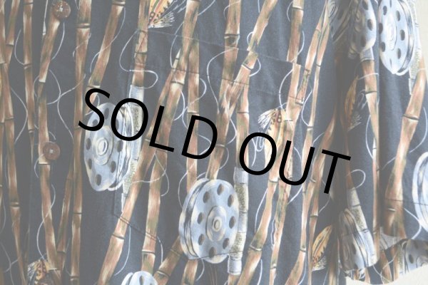 画像8: 1990s HIGH SEAS フライフィッシング柄 コットンシャツ  MADE IN USA  表記L  (8)