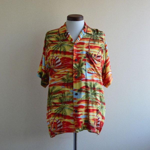 画像1: 1990s Pineapple Connection レーヨンアロハシャツ　 表記S  (1)