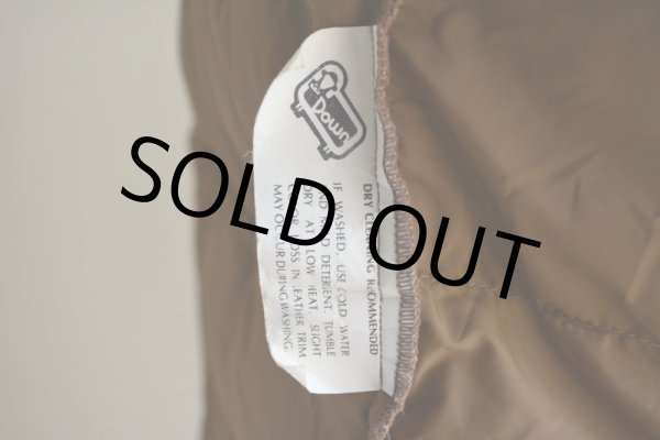 画像6: 1970s Woolrich レザーヨークダウンベスト  表記L  (6)