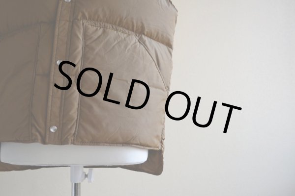 画像10: 1970s Woolrich レザーヨークダウンベスト  表記L  (10)