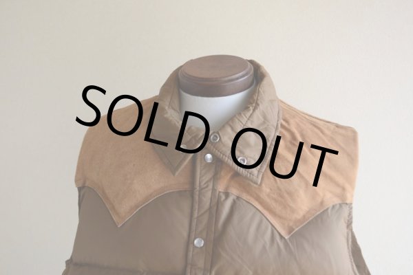 画像7: 1970s Woolrich レザーヨークダウンベスト  表記L  (7)