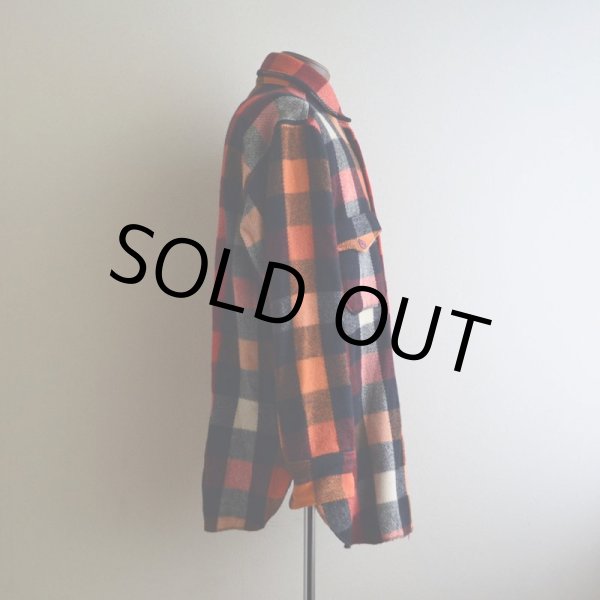 画像2: 1940s Woolrich マチ付きウールシャツ  表記16  (2)