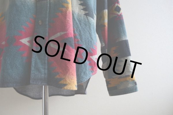 画像9: 1980s Woolrich ネイティブ柄シャモアクロスシャツ  MADE IN USA  実寸XL  (9)