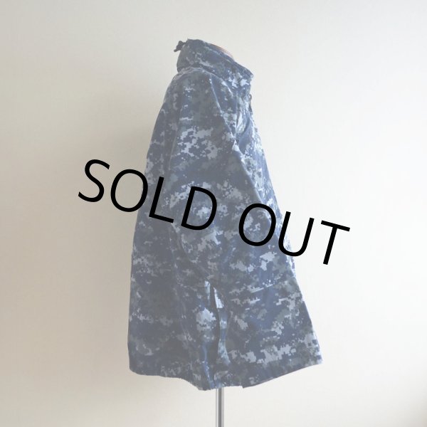 画像2: 2000s US.NAVY NWU TYPE1 ゴアテックスパーカー  表記LARGE-SHORT  (2)