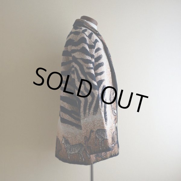 画像2: 1990s PAINTED PONY アニマル柄ゴブランジャケット　 MADE IN USA　 表記L  (2)