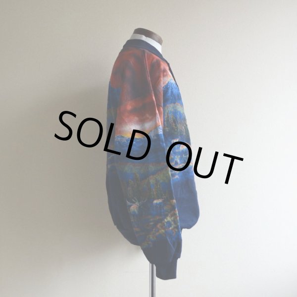 画像2: 1990s Art Unlimited シカ総柄スウェット　 DEAD STOCK/MADE IN USA　 表記L  (2)