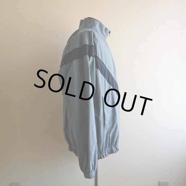 画像2: 2000s US.ARMY PFU ナイロントレーニングジャケット　 表記MEDIUM-LONG  (2)