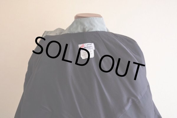 画像18: 2000s US.ARMY PFU ナイロントレーニングジャケット　 表記SMALL-REGULAR  (18)