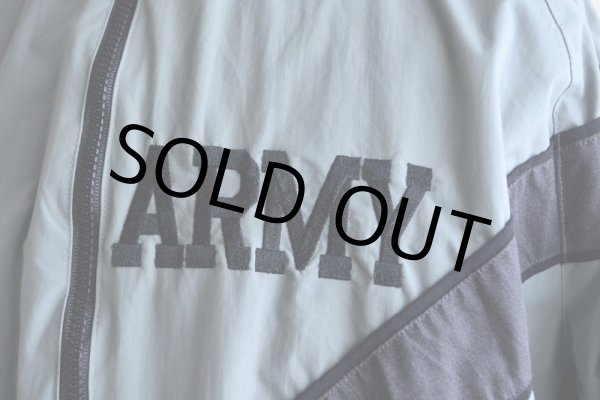 画像9: 2000s US.ARMY PFU ナイロントレーニングジャケット　 表記SMALL-REGULAR  (9)